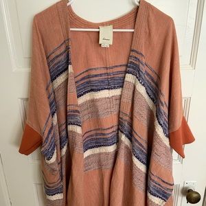 Elevenses Shoreline woven poncho